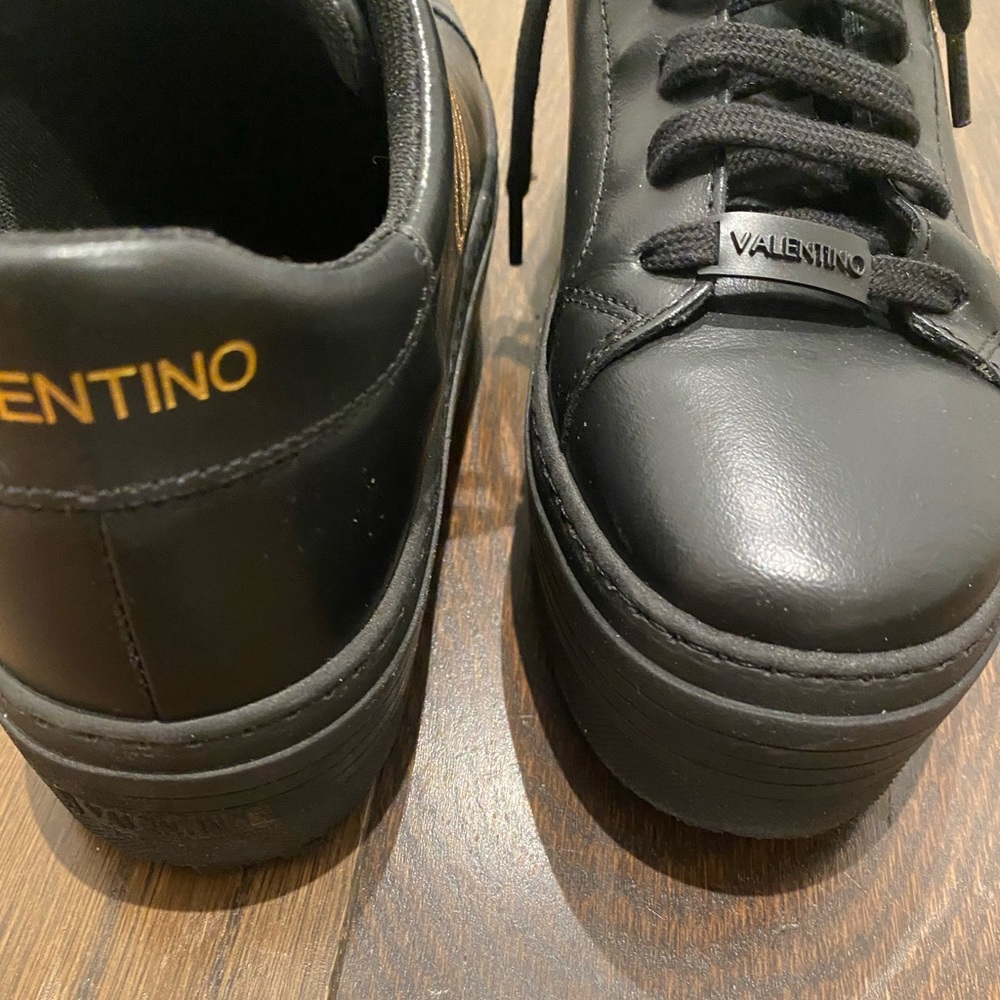 Size 9 my size is 8.5 it’s too big for me like 9.5